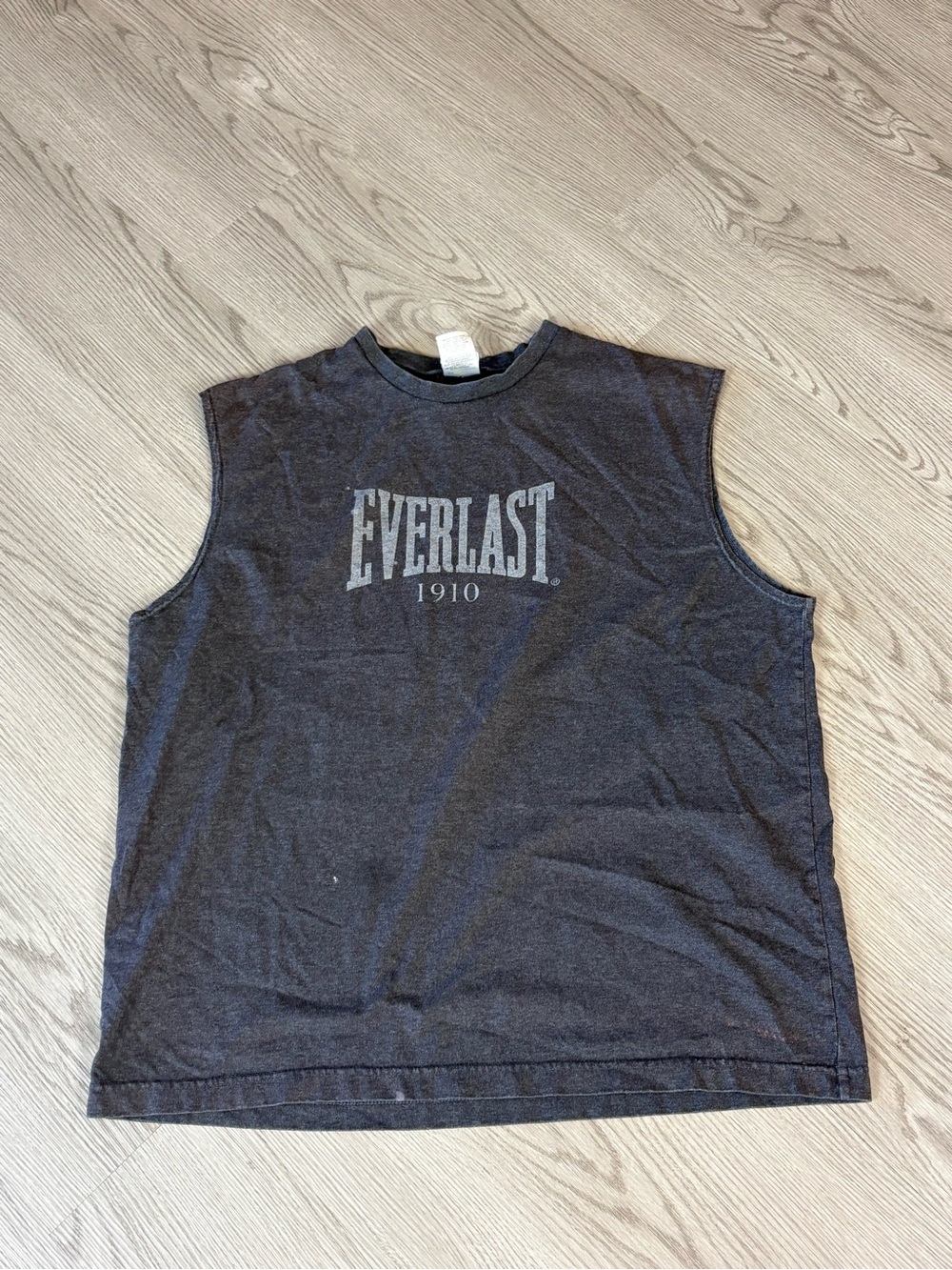 VTG Everlast Men's Sleeveless Tank Top